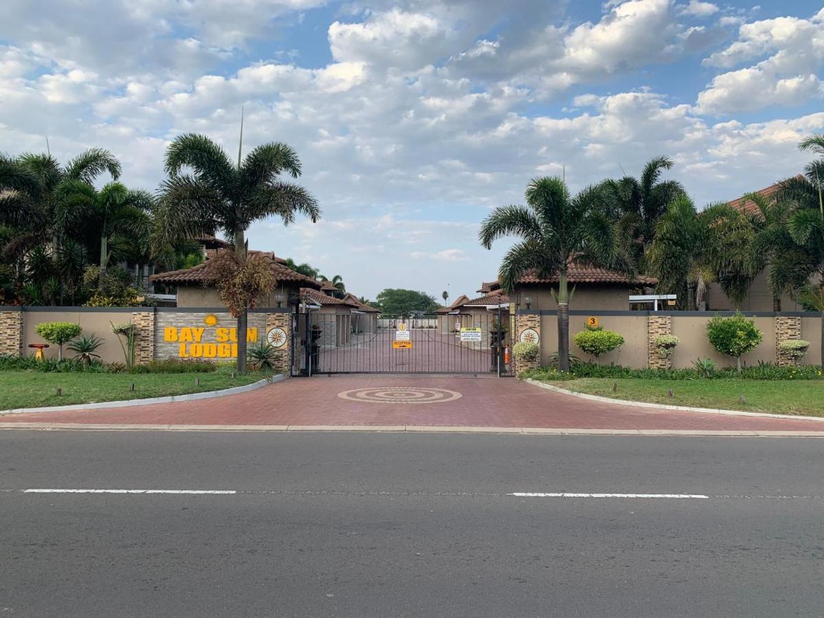 Bay Sun Lodge Richards Bay Exteriör bild