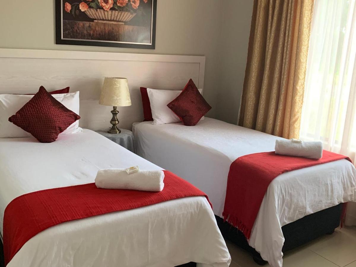 Bay Sun Lodge Richards Bay Exteriör bild