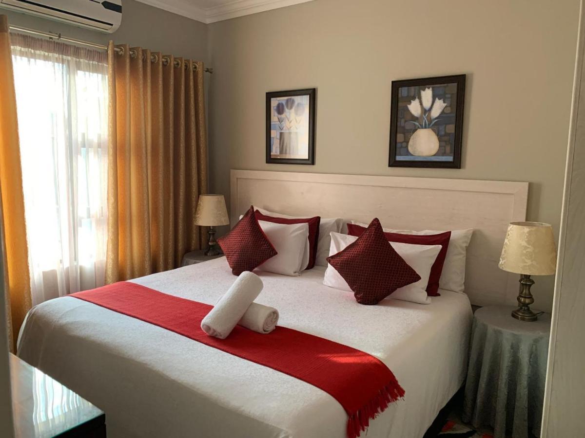 Bay Sun Lodge Richards Bay Exteriör bild